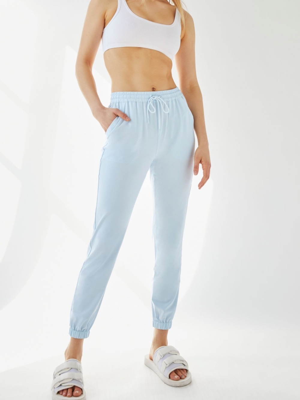 ARITZIA TnaMOVE™ Speed Jogger